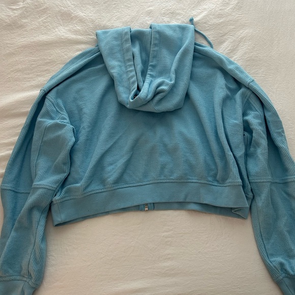 Forever 21 Ribber Cropped Hoodie - Picture 3 of 3